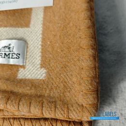QC Hermès Avalon Blanket in ecru and camel