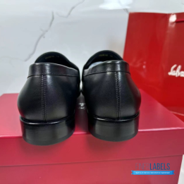 QC Salvatore Ferragamo Gancini ornament Loafers