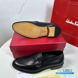 QC Salvatore Ferragamo Gancini ornament Loafers