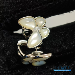 QC VCA Two Butterfly Earrings in white gold with mother-of-pearl and diamonds