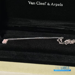 QC VCA Vintage Alhambra Pendant Necklace in 18k white gold with a pink opal stone