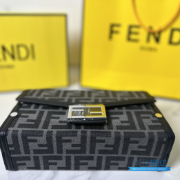 QC Fendi Baguette Soft Trunk Bag