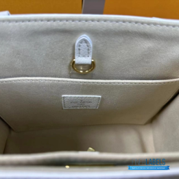 QC Louis Vuitton Lock & Go Handbag