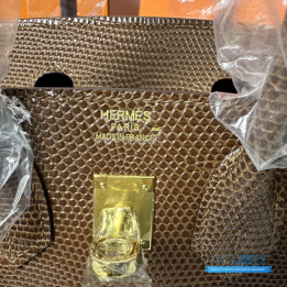 QC Hermès Birkin 25 Fashioned from Brown Lizard Skin with Gold Hardware