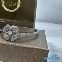 QC Bvlgari Fiorever 18k White Gold and Diamond Bracelet