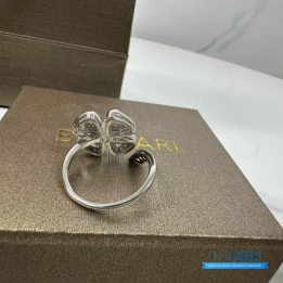 QC Bvlgari White Gold and Diamond Fiorever Ring