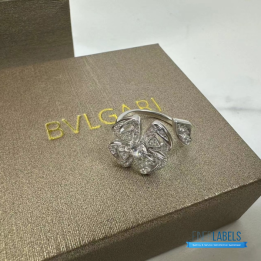 QC Bvlgari White Gold and Diamond Fiorever Ring