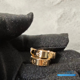 QC Cartier Love Hoop Earrings the signature screw motif
