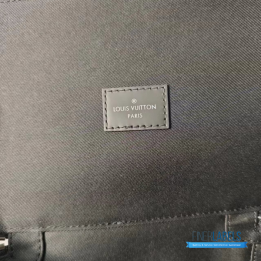 QC Louis Vuitton Toiletry Pouch in Monogram Eclipse canvas