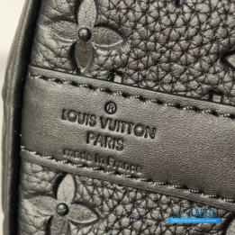 QC Louis Vuitton Keepall Bandoulière 25 in Black Taurillon Monogram Leather