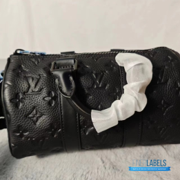 QC Louis Vuitton Keepall Bandoulière 25 in Black Taurillon Monogram Leather