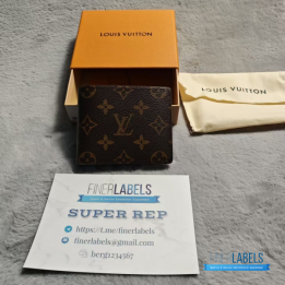 Louis Vuitton Marco Wallet in Monogram canvas