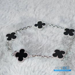 QC VCA Vintage Alhambra Bracelet in White Gold with Black Onyx Motifs
