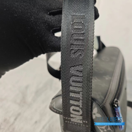 QC Louis Vuitton Messenger Voyager PM