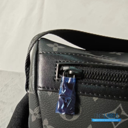 QC Louis Vuitton Messenger Voyager PM