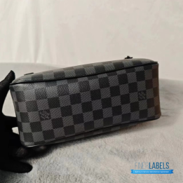 QC Louis Vuitton Damier Graphite Toiletry Pouch