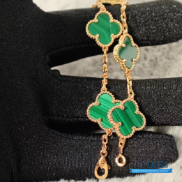 QC VCA Vintage Alhambra Green Earrings