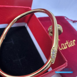 QC Cartier Paved Diamond Juste Un Clou