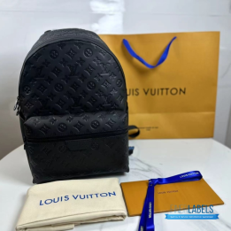 QC Louis Vuitton Discovery Backpack in Black