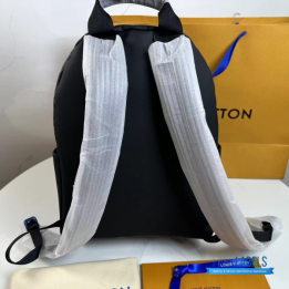 QC Louis Vuitton Discovery Backpack in Black