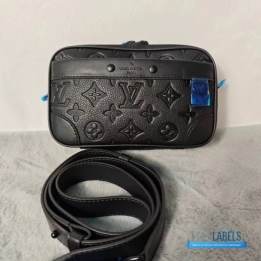 QC Louis Vuitton Alpha Wearable Wallet in Black