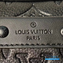 QC Louis Vuitton Alpha Wearable Wallet in Black