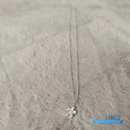 QC VCA Socrate Collection Flower Pendant Necklace