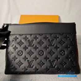 QC Louis Vuitton Pochette Voyage Souple