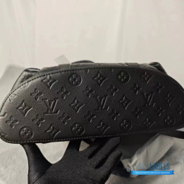 QC Louis Vuitton Christopher PM Backpack