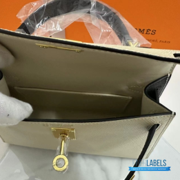 QC Hermès Mini Kelly 20 in Craie and Black Epsom Leather