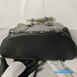 QC Louis Vuitton Christopher MM Backpack is Designed in Monogram Eclipse Reverse canvas
