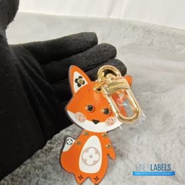 QC Louis Vuitton Calfskin Monogram Cute Fox Charm Key Holder