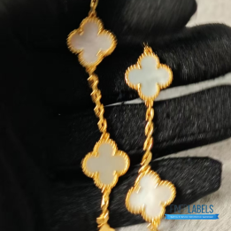 QC  VCA Vintage Alhambra Bracelet in yellow gold with malachite