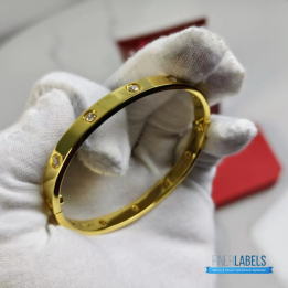 QC Cartier Love Bangle 10 Diamond