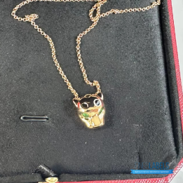 QC Cartier Panthère de Cartier necklace