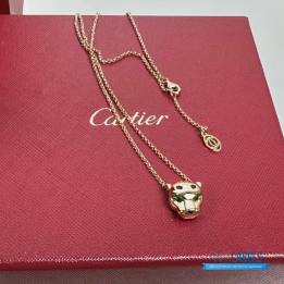 QC Cartier Panthère de Cartier necklace