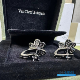 QC VCA Frivole White Gold Diamond Earrings