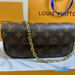 Louis Vuitton Wallet On Chain Ivy in Monogram canvas