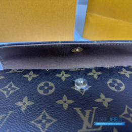 QC Louis Vuitton Wallet On Chain Ivy in Monogram Canvas