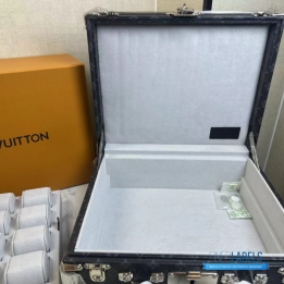 QC Louis Vuitton 16 Watch Case