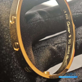 QC Cartier Love Bacelete in rose gold