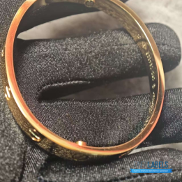 QC Cartier Love Bacelete in rose gold