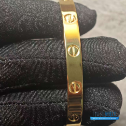 QC Cartier Love Bacelete in rose gold