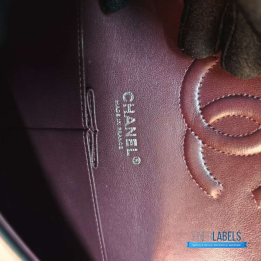 Chanel Classic Flap 28-10-25