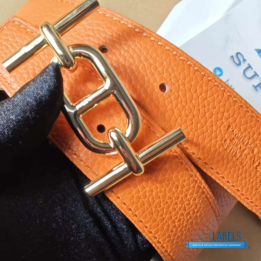 QC Hermès Reversible Leather Belt in a classic H-shaped buckle