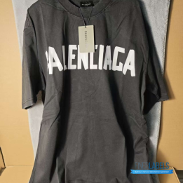 Balenciaga Tape Type Medium Fit t-shirt