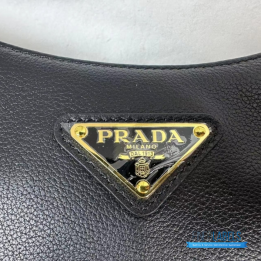 QC Prada Aimee Zipped Medium Black Shoulder Bag