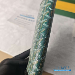 QC Goyard Saint Pierre Green Passport Holder
