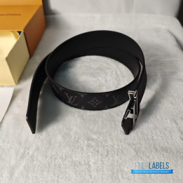 QC Louis Vuitton Initiales Reversible Belt in Monogram Eclipse Canvas