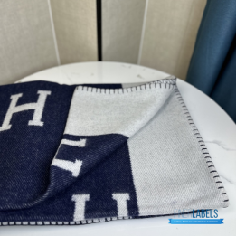 QC Hermès Avalon III Throw Blanket in the Ecru and Caban Colorway